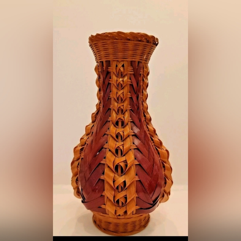 Shanghai Handicrafts-Vintage Woven 7" Wicker Vase China 1970's Pre-owned